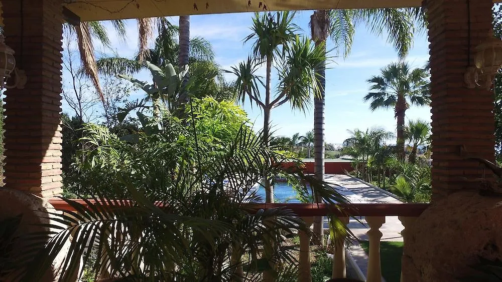 Finca La Vida Loca Benalmádena 3*,